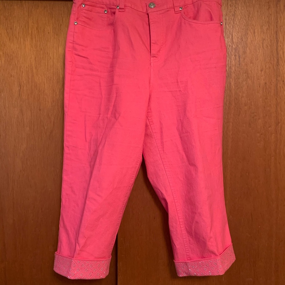 Christopher & Banks Ladies Capri Pant